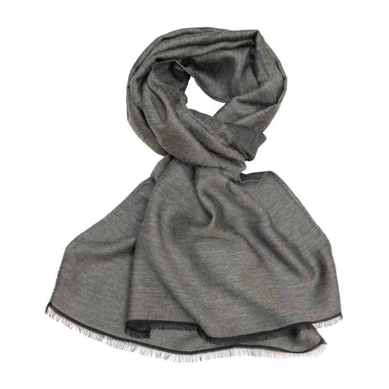 Šal sivi sa logom 36x180cm